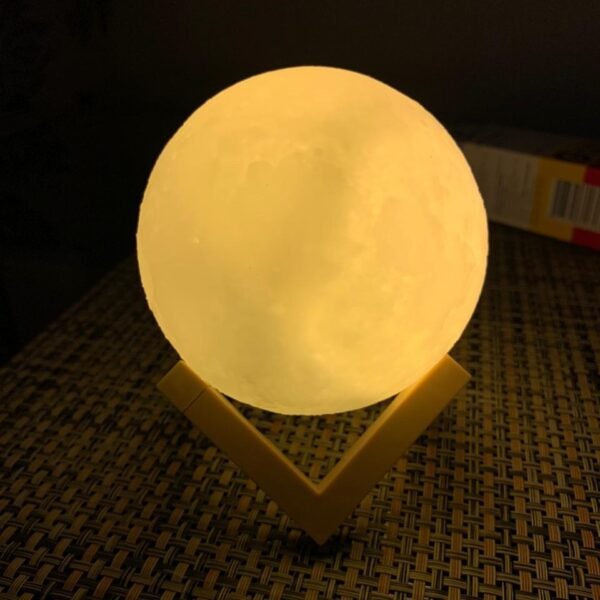 Luminária Lua Cheia 3D em LED sem fio - Alto relevo com base para apoio - Image 2