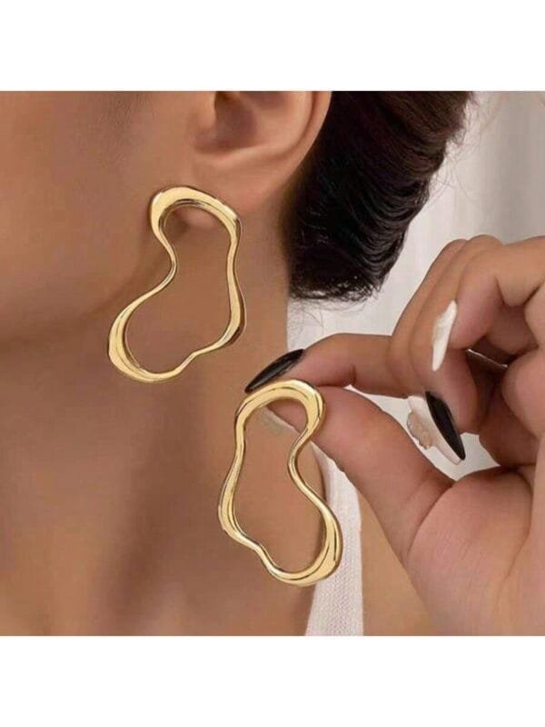 Par De Brinco orgânico minimalista -Dourado/Prata
