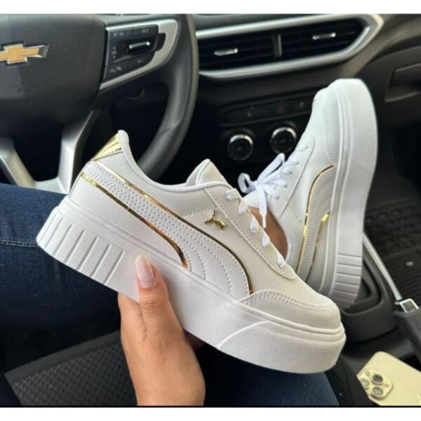 Tênis casual Retro Feminino lançamento 2024 CT 303 pronta entrega, blogueirinha Envio imediato