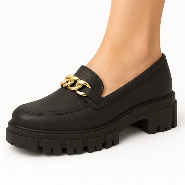 Mocassim Feminino Tratorado com Corrente – Confortável e Leve