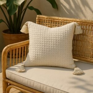 Capa de almofada boho 45x45 pompom piquet cru algodão bohochic