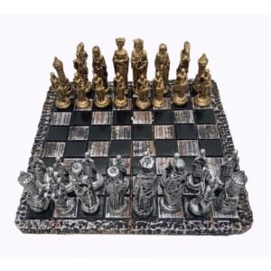 Xadrez com tabuleiro de resina e peças medievais