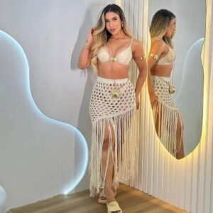 Saída de praia saia feminina ilhabela tricot com franja regulagem furadinha curta tricô