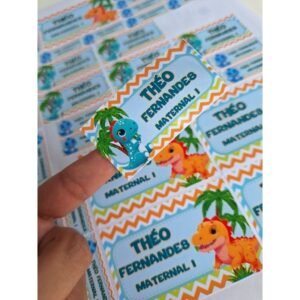 Kit 126 etiqueta escolar personalizada - vinil a prova d` agua tema dinossauro adesivo para material