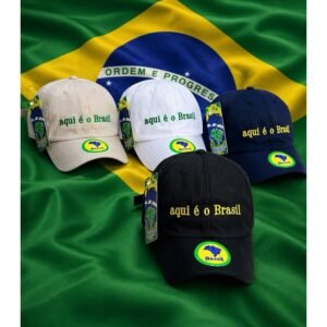 Boné do brasil aba curva bandeira bordado frase aqui é o ideal para copa mundo seleção brasileira regulagem.
