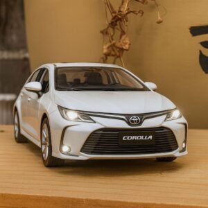 Miniatura toyota corolla 2020 2021 2022 1:32 – metal som e luz 12 cm
